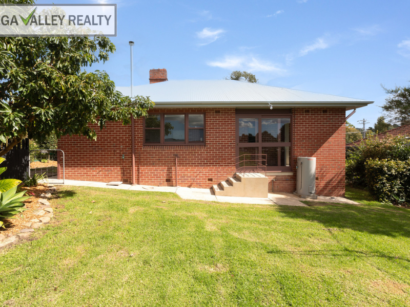 4 Tathra Road, Bega, NSW 2550 AUS