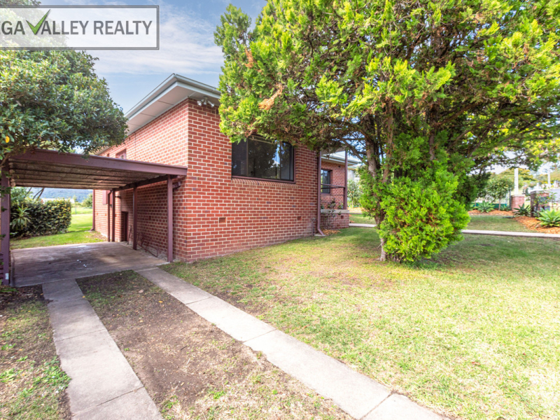 4 Tathra Road, Bega, NSW 2550 AUS