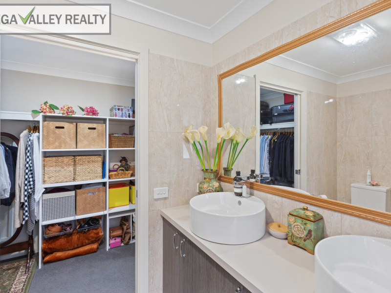 12 Millbank Way, Bega, NSW 2550 AUS