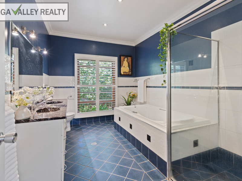86 Mine Road, Lochiel, NSW 2549 AUS