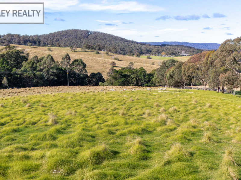 86 Mine Road, Lochiel, NSW 2549 AUS