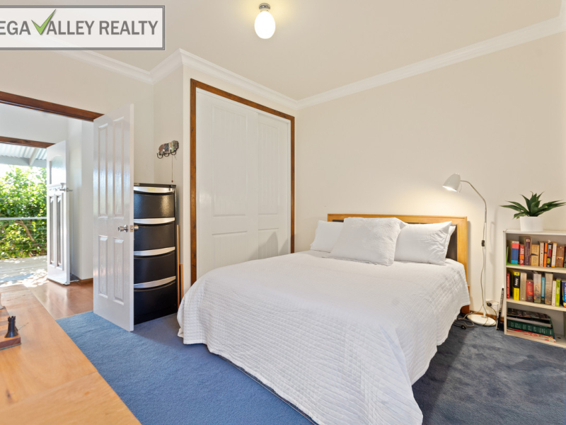 86 Mine Road, Lochiel, NSW 2549 AUS