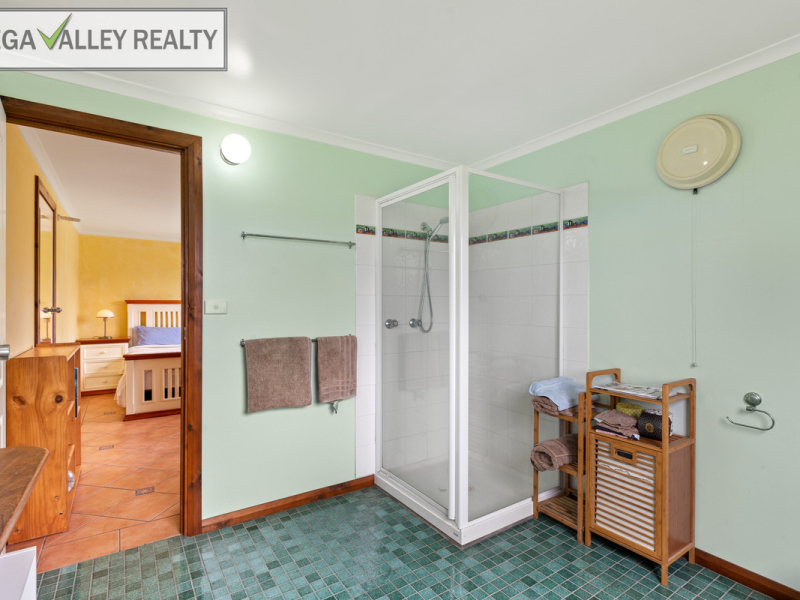 86 Mine Road, Lochiel, NSW 2549 AUS