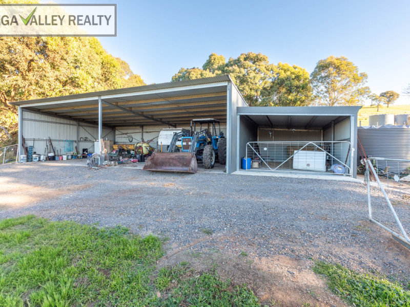 86 Mine Road, Lochiel, NSW 2549 AUS