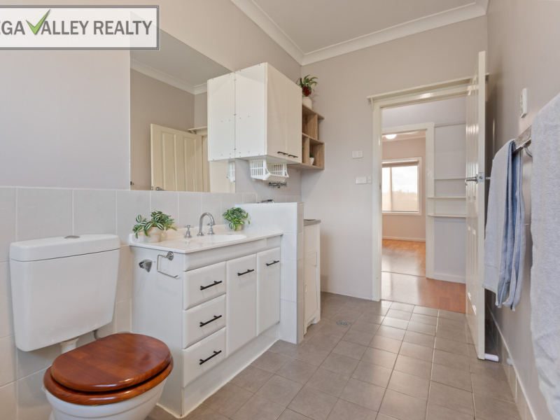 58-60 Valley Street, Bega, NSW 2550 AUS