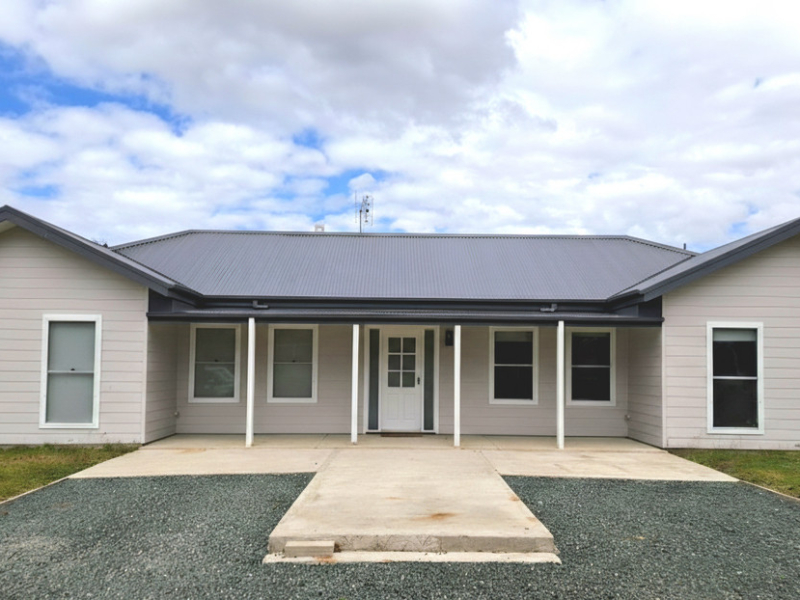 2 Curyo Lane, Bega, NSW 2550 AUS
