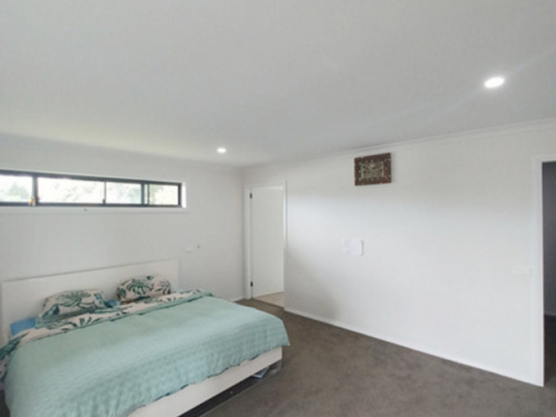 44 Lynjohn Drive, Bega, NSW 2550 AUS