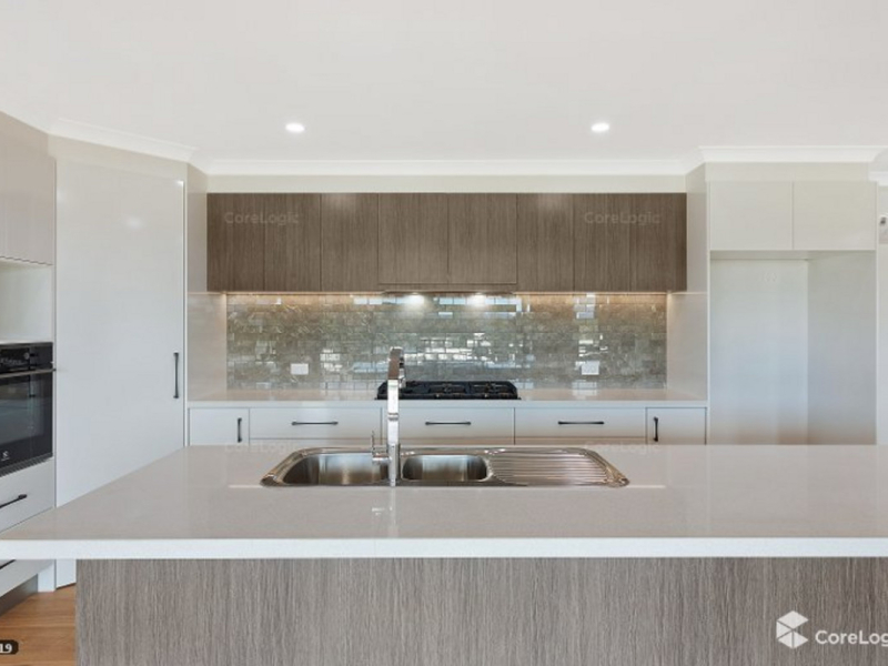 44 Lynjohn Drive, Bega, NSW 2550 AUS