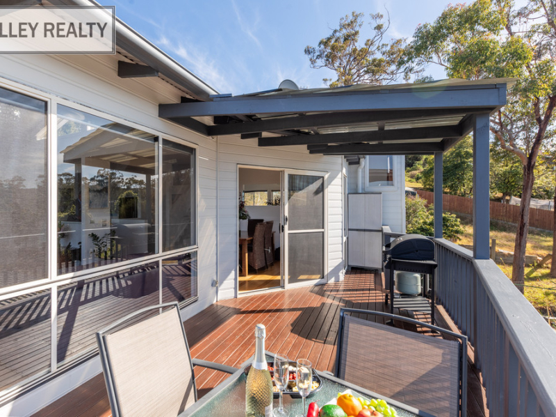 7 Sapphire Crescent, Merimbula, NSW 2548 AUS