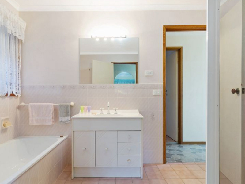 15 Culgoa Crescent, Pambula Beach, NSW 2549 AUS