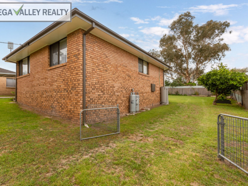 64 Valley Street, Bega, NSW 2550 AUS