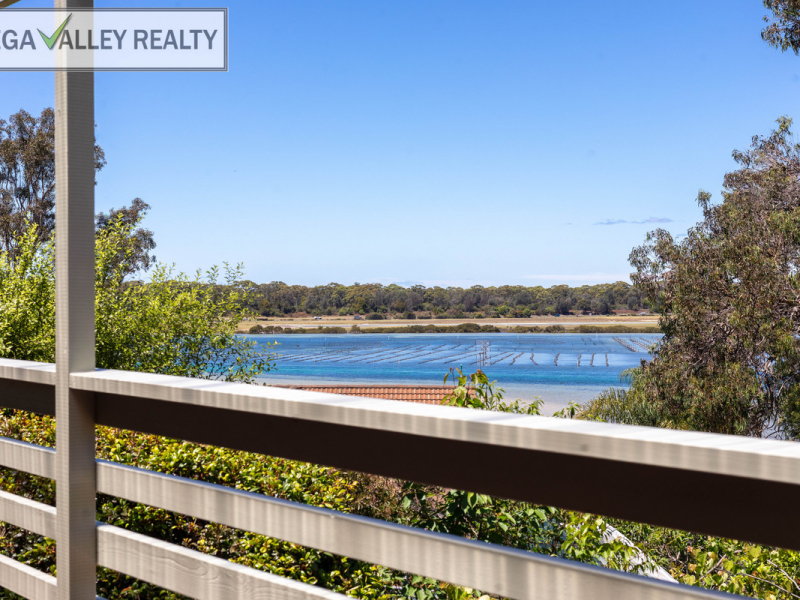 6 Benandra Avenue, Merimbula, NSW 2548 AUS