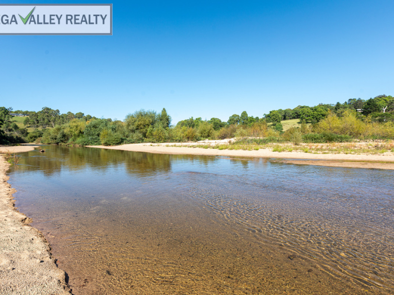 1 & 2 Willie Wagtail Lane, Bega, NSW 2550 AUS