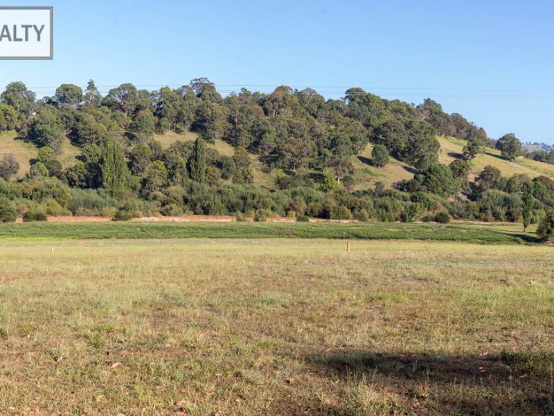 1 & 2 Willie Wagtail Lane, Bega, NSW 2550 AUS
