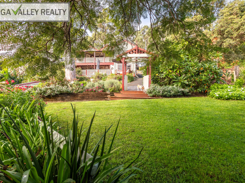 4 Whiffens Lane, Central Tilba, NSW 2546 AUS