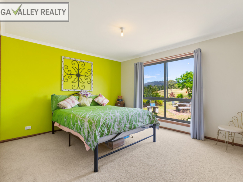 9 Box  Close, Bega, NSW 2550 AUS