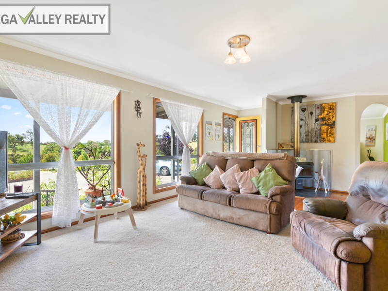 9 Box  Close, Bega, NSW 2550 AUS