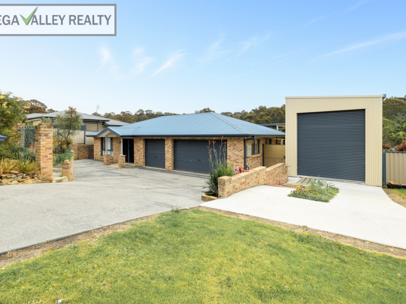 71 Ocean View Drive, Bermagui, NSW 2546 AUS