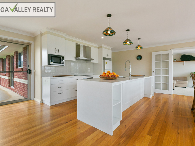 53 Glen Mia Drive, Bega, NSW 2550 AUS