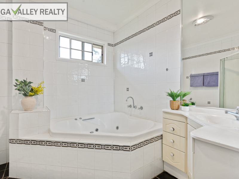 18-20 Kameruka Street, Bemboka, NSW 2550 AUS