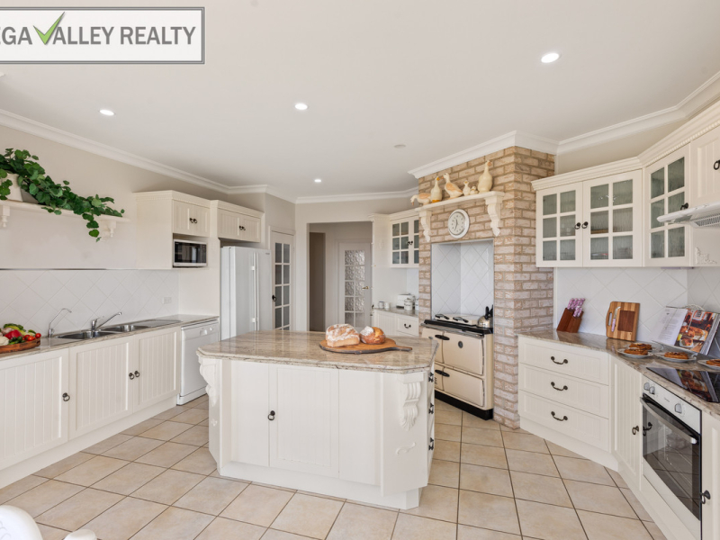 246 McGraths Road, Lochiel, NSW 2549 AUS