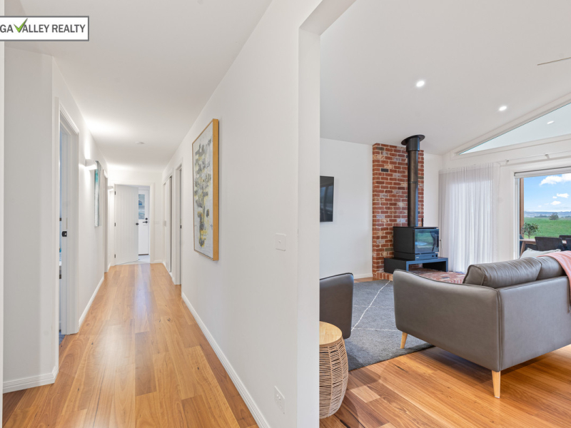 30 Barrumbarra Place, Bega, NSW 2550 AUS
