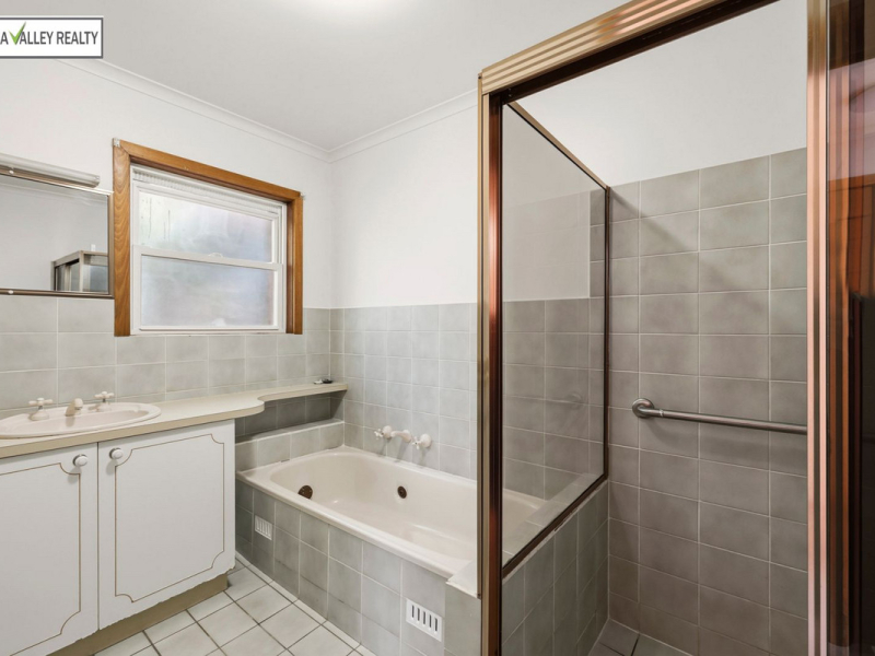 11 High Street, Bega, NSW 2550 AUS