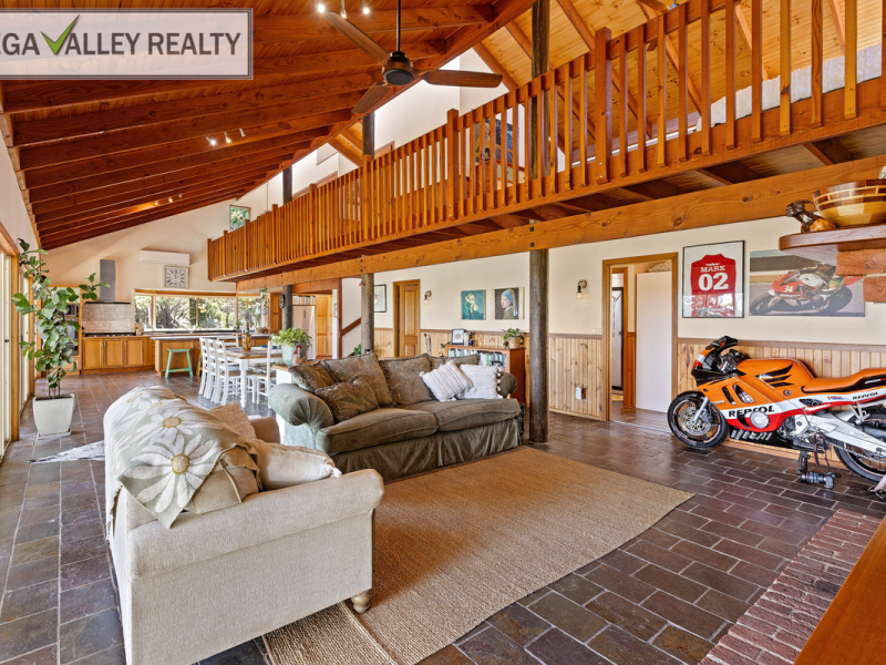 15 Eagle Lane, Bega, NSW 2550 AUS