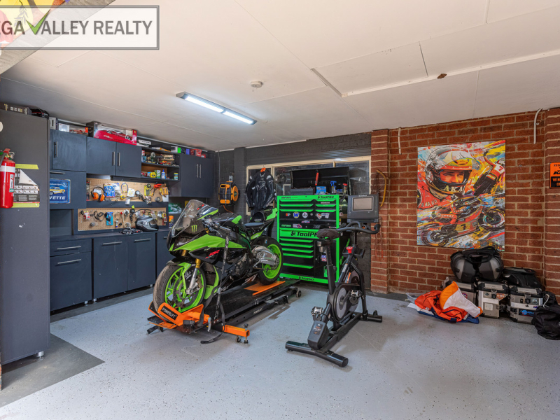 15 Eagle Lane, Bega, NSW 2550 AUS