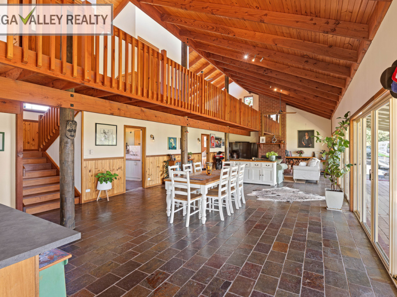 15 Eagle Lane, Bega, NSW 2550 AUS